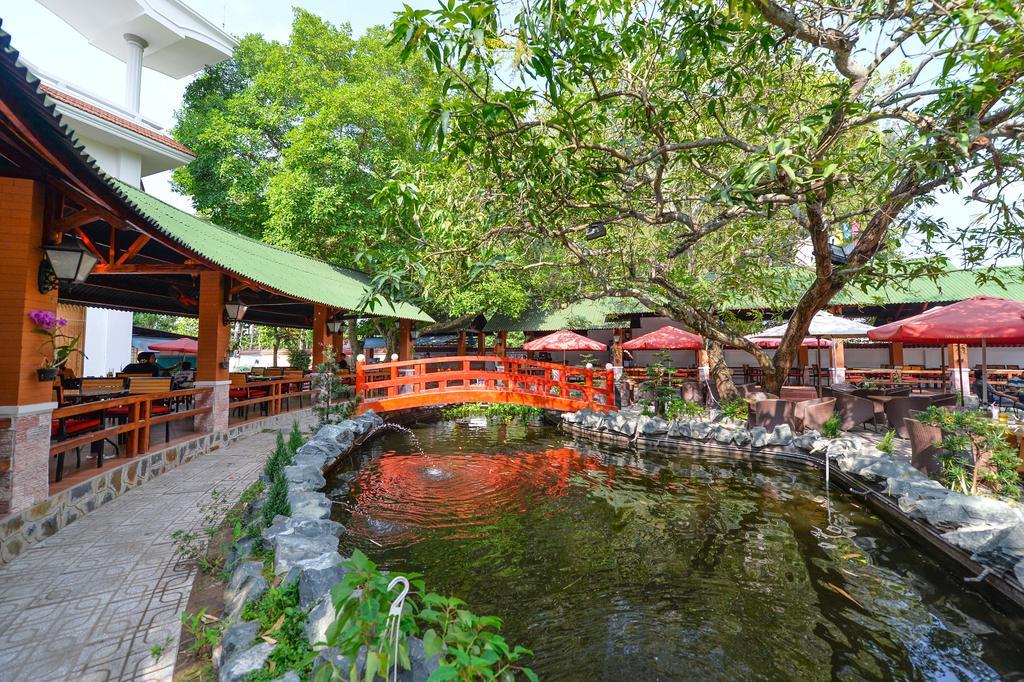 Hoa Binh 2 Hotel Long Xuyên Eksteriør bilde